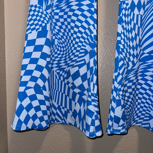 Stretchy blue flared checkered pants - Picture 3 of 5